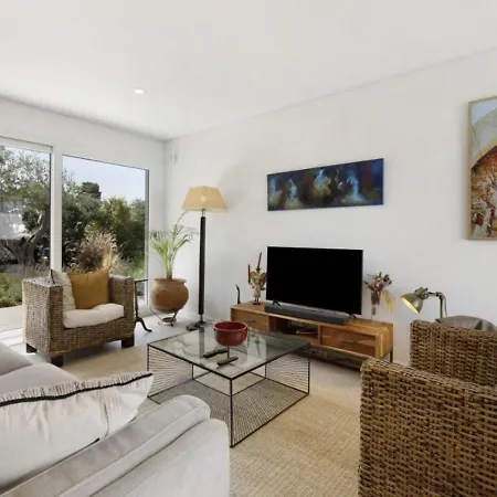 Olive Tree House By Dolcestay