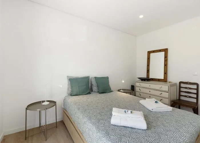 Olive Tree House By Dolcestay Sesimbra